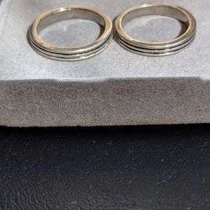 Designer Silver & Black Grooved Matching Ring Set